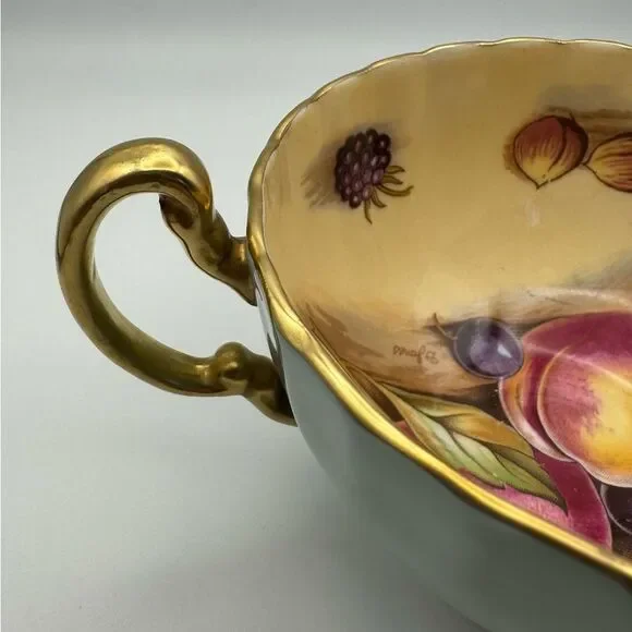 Vintage Aynsley English Bone China Tea Cup & Saucer - Orchard Fruit pattern - Picture 6 of 9